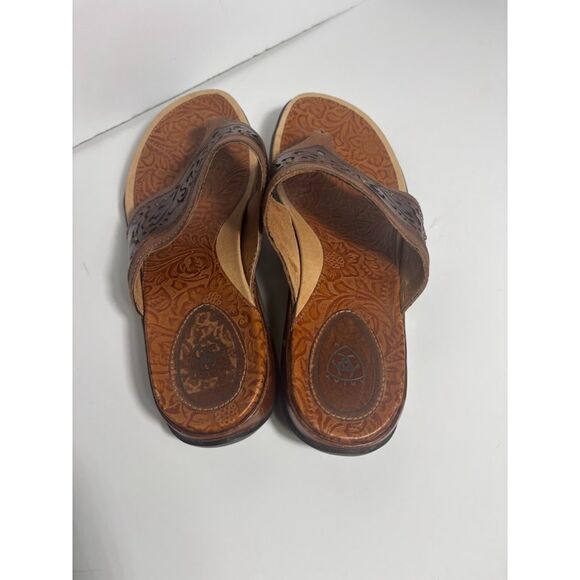Ariat Leather Flip Flop Sandals Tooled size 10 Brown Tan boho western wedge heel - Picture 3 of 6